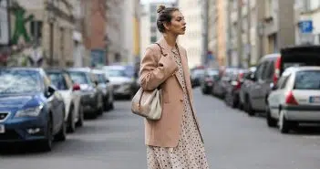Porter une robe longue en hiver conseils
