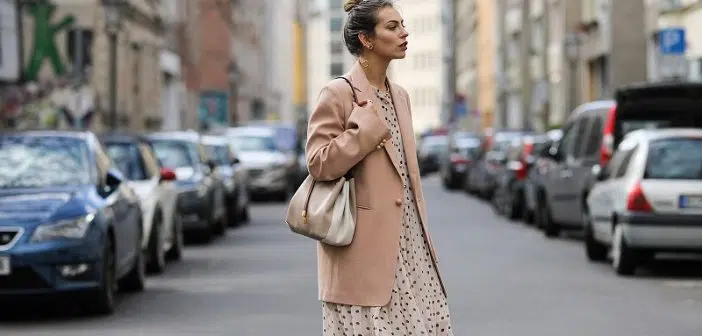 Porter une robe longue en hiver conseils