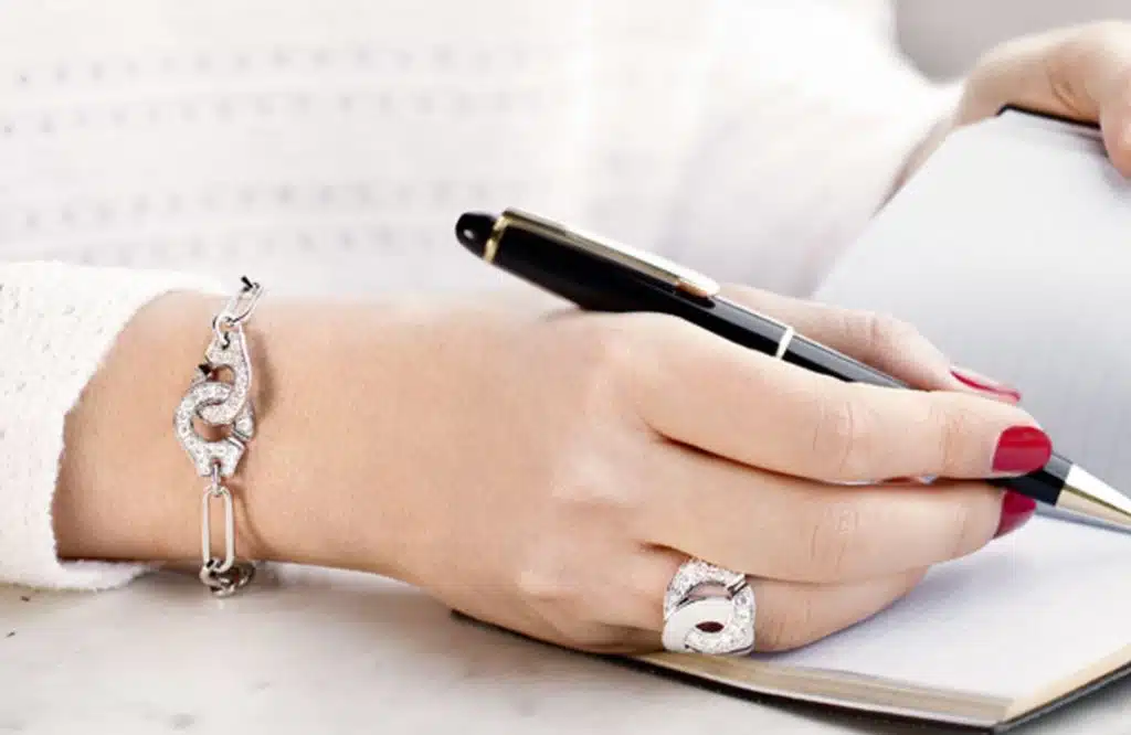 Pourquoi offrir des bijoux Dinh Van1
