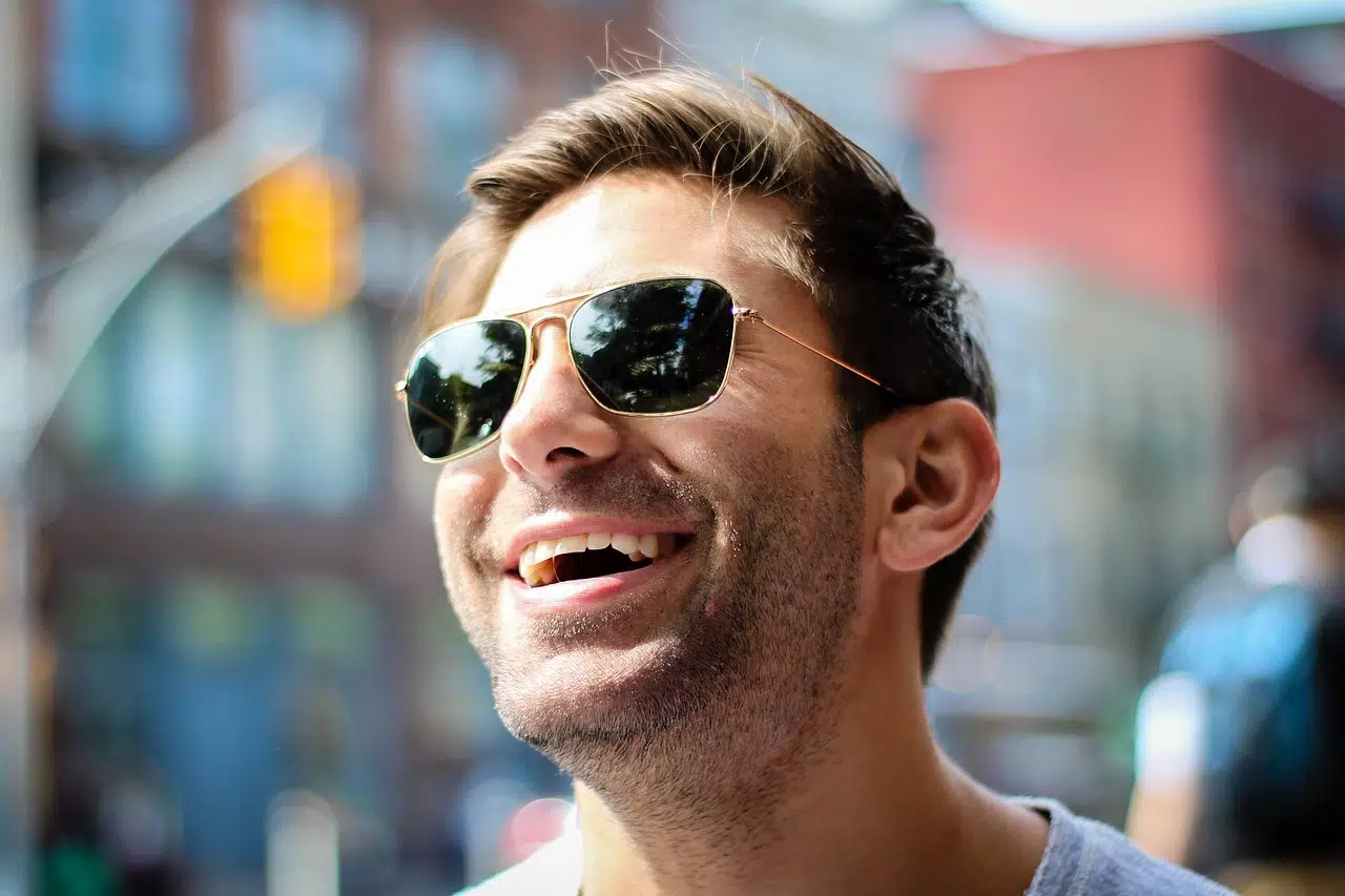 lunette de soleil homme en bois